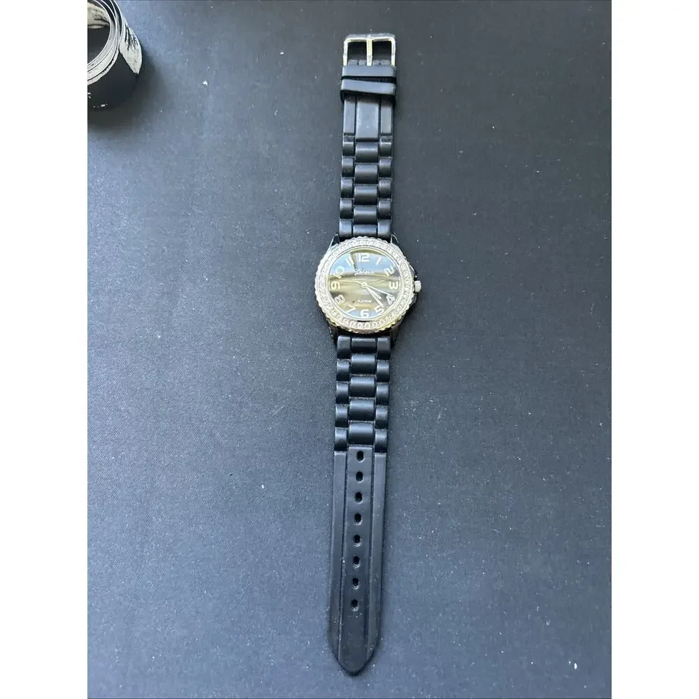 Geneva Black Dial And Case Women’s Quartz Watch